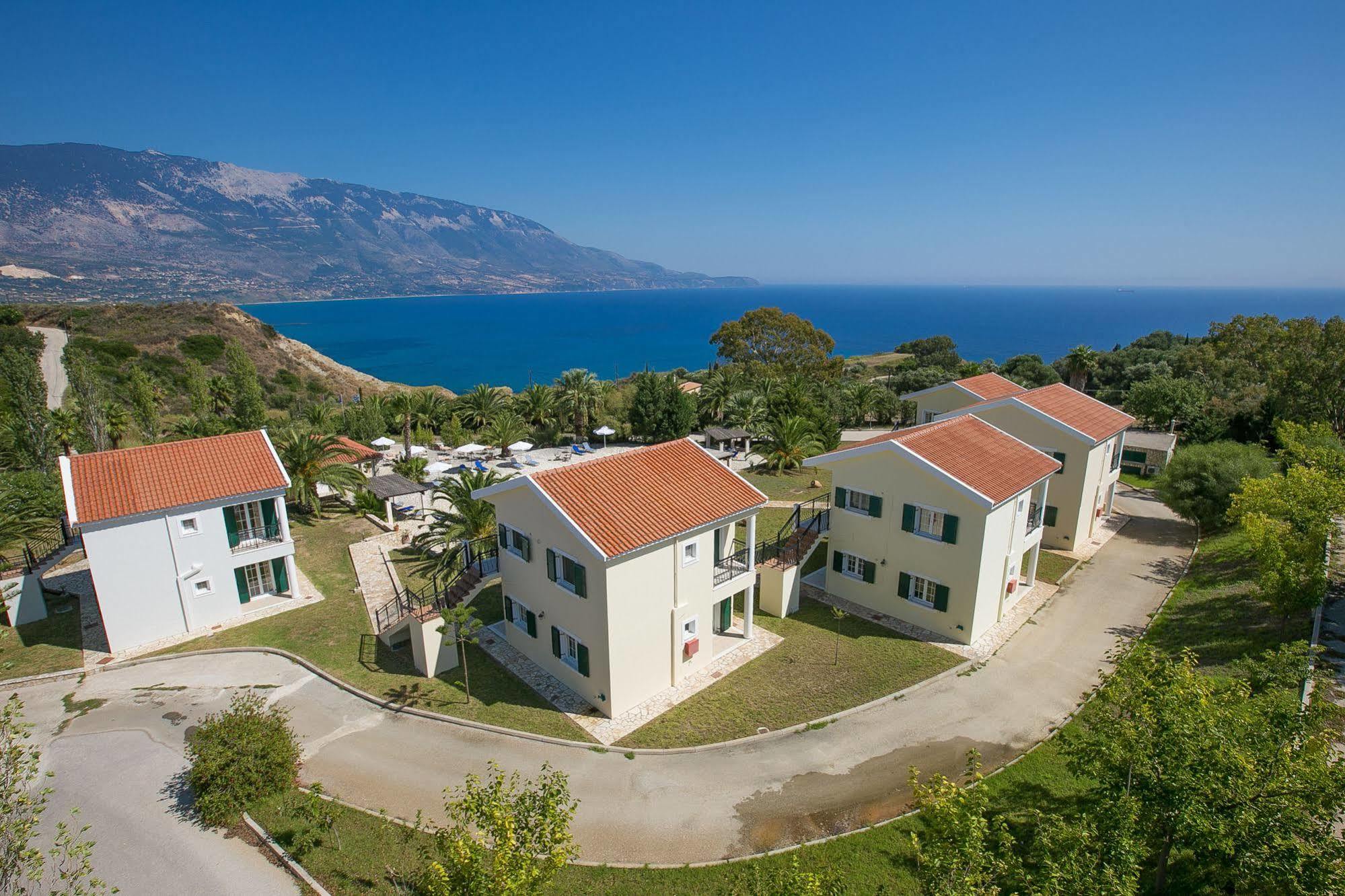 Liakas Village Spartia  Exteriör bild